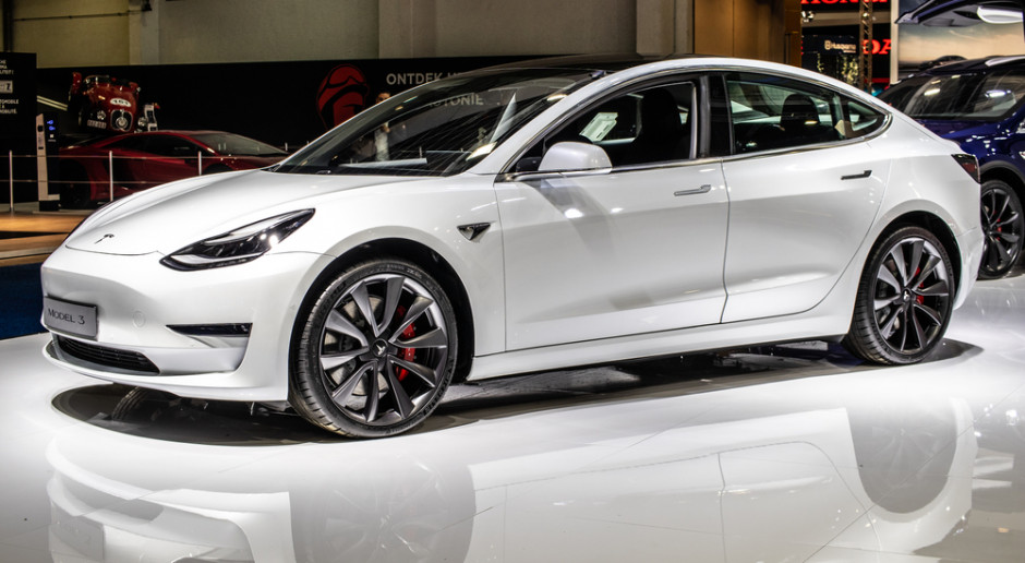 USA: Tesla wycofuje ok. 6000 pojazdów z powodu możliwości obluzowania śrub zacisków hamulcowych
