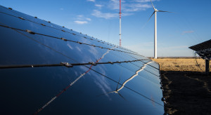 Energetyczna spółka dostawi fotowoltaikę do przejętej farmy wiatrowej