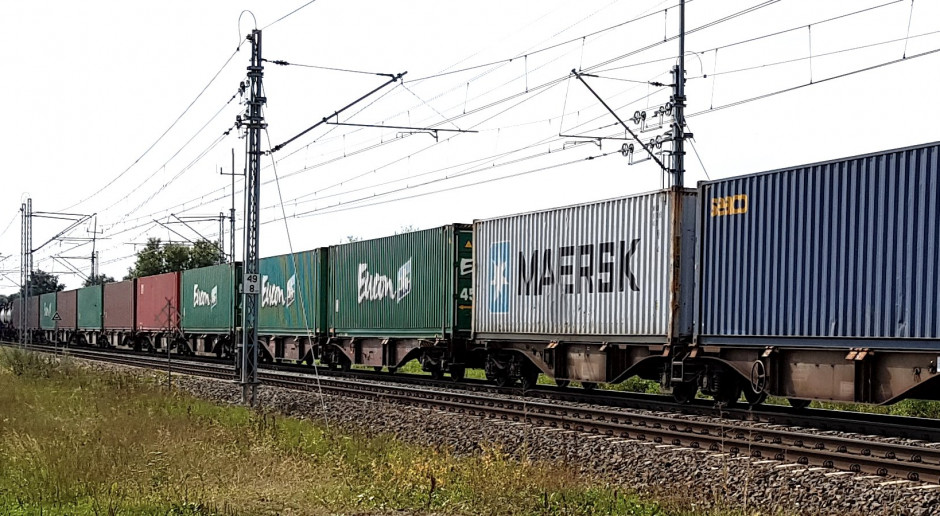 UTK: Wzrosła masa towarów przewiezionych w transporcie intermodalnym