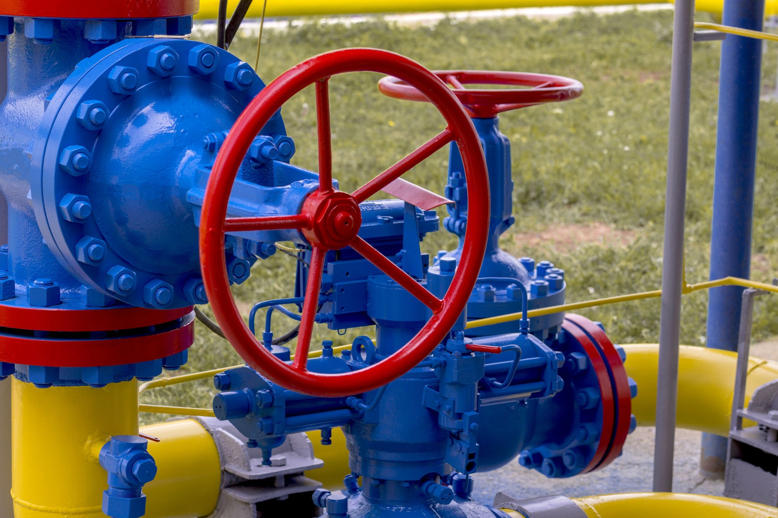 Rosja nie rozpieszcza Europy rozmiarami dostaw gazu (fot. Shutterstock)