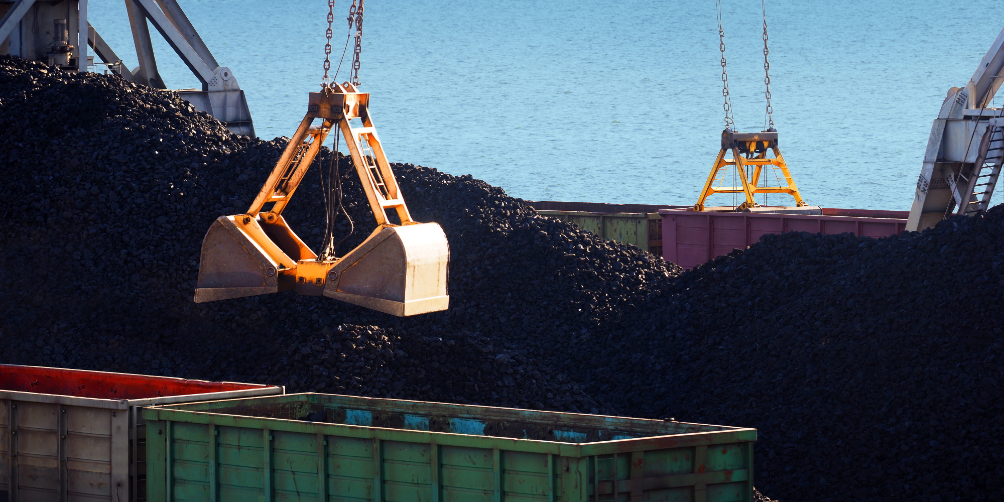 Import węgla z Rosji jest mocno eksploatowany w polskim dyskursie politycznym (fot. Shutterstock)
