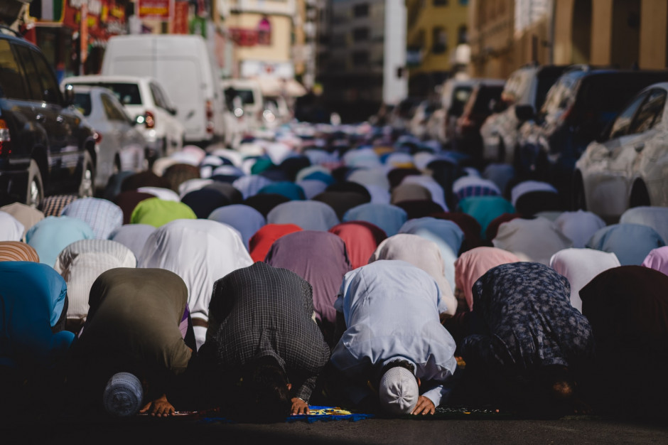 Arabia Saudyjska: Rozpoczął się hadżdż, kolejny z ograniczeniami z powodu pandemii - Vimarsana News