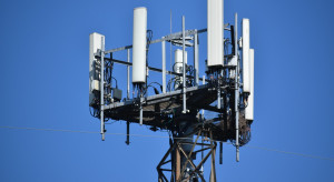 Nie ma aukcji na 5G, więc telekomy budują na dostępnych częstotliwościach