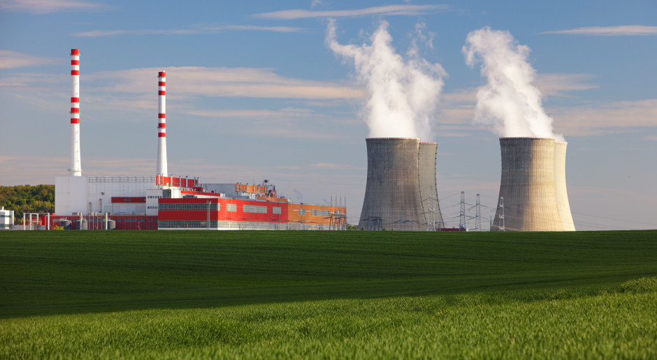 KE proponuje zaklasyfikować jako „zieloną" energię nuklearną i gaz ziemny