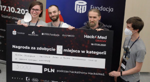 Zwycięzcy hackathonu medycznego oddali nagrodę szpitalowi