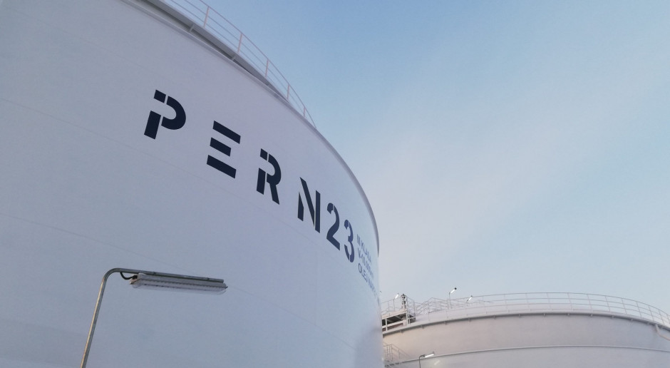 PERN zbuduje osiem nowych zbiorników na paliwa