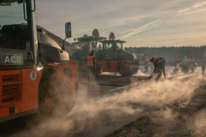 Polskie asfalty trafiły na płytę litewskiego lotniska