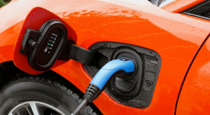 Prezes Stellantis o autach elektrycznych: doprowadzamy branżę do granic możliwości