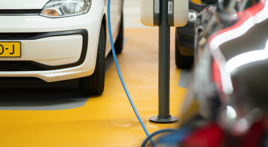 Wielka Brytania: Rekordowy udział samochodów elektrycznych w sprzedaży - 27,5 proc.