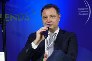 Producent fotowoltaiki notuje stratę