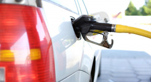 Po obniżeniu VAT benzyna i diesel stanieją o ok. 70 gr