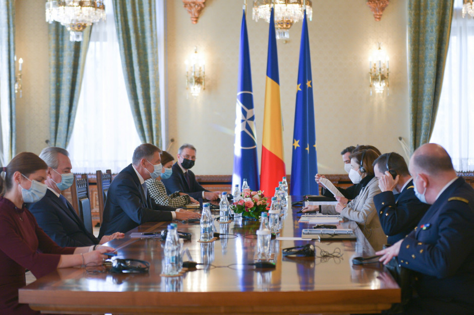 Franța: Ministrul Apărării: Sute de trupe ar putea fi trimise în România sub NATO