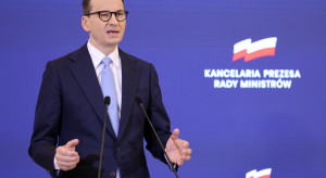 Morawiecki: Będziemy utrzymywać obniżone stawki VAT i nowe poduszki bezpieczeństwa