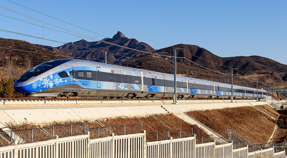 Igrzyska olimpijskie pokazały potęgę chińskich kolei. Pędzą nawet 350 km/godz.