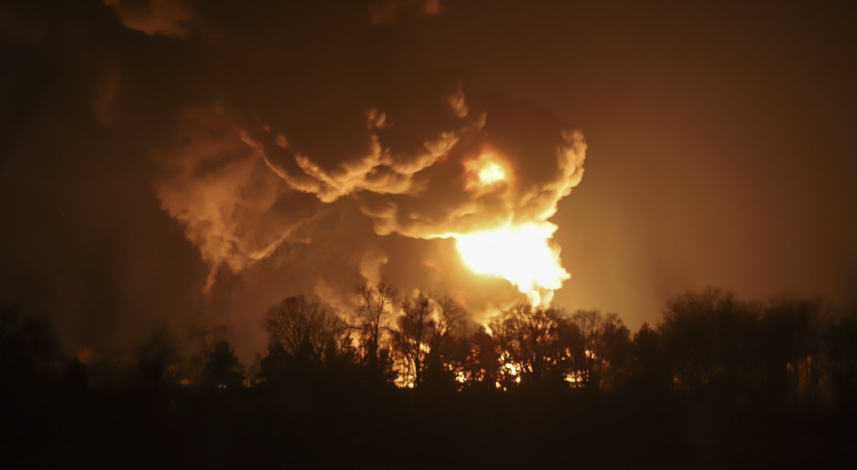 Ukraina: Pod Wasylkowem koło Kijowa płonie baza paliwowa