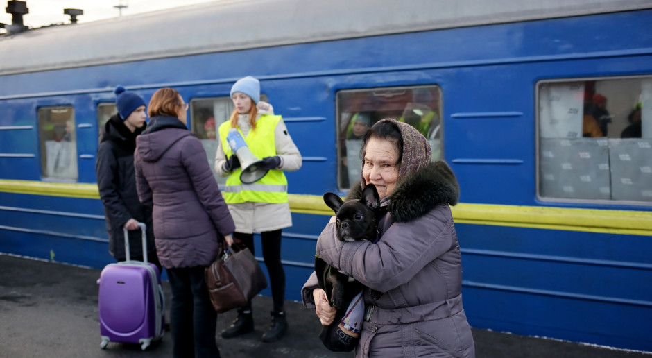 PKP: Transport kolejowy i dworce kluczowe w przyjmowaniu uciekających przed wojną na Ukrainie