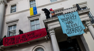 Aktywiści przejęli londyńską posiadłość rosyjskiego oligarchy. „Ta nieruchomość została wyzwolona”