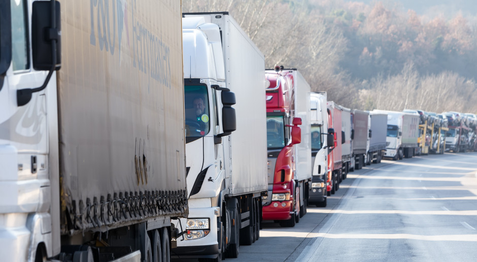 Terlecki: Polska zabiega o wstrzymanie transportu TIR-ów z Rosji przez Białoruś