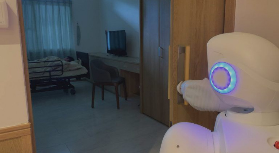 Robot porusza się po obiekcie dzięki specjalnym czujnikom (fot. mat. pras.)