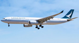 Cathay Pacific planuje rekordowo długi rejs