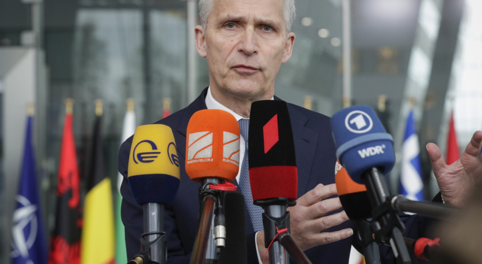 Stoltenberg: Wkraczamy w krytyczną fazę wojny na Ukrainie
