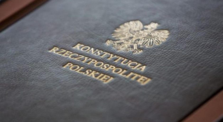 Rząd chce zmian w konstytucji. Złożył projekt w Sejmie