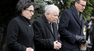 Marszałek Sejmu o ofiarach katastrofy smoleńskiej: zostawili po sobie pustkę, ale pamięć o nich jest wciąż żywa