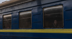 Ukraina: Pociski rosyjskie trafiły w rejon koło obiektów kolejowych