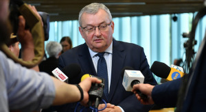 Adamczyk apeluje do kontrolerów ruchu lotniczego o przyjęcie propozycji PAŻP
