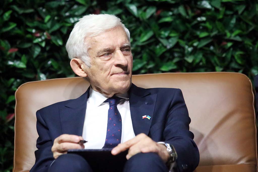 Jerzy Buzek, poseł do Parlamentu Europejskiego ( Fot. PTWP)