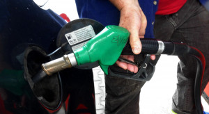 Ceny paliw: benzyna znów podrożała, a autogaz potaniał