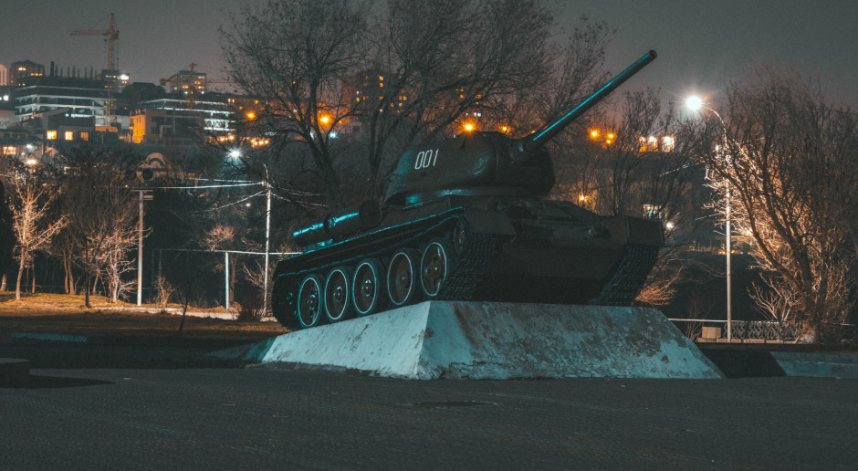Ukraina: Doradca szefa MSW: Rosja niedługo będzie musiała rzucić do boju czołgi T-34