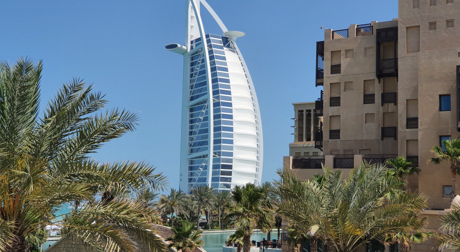 Burj Al Arab, położony w Dubaju jeden z najwyższych i najbardziej luksusowych hoteli na świecie. Fot. PTWP/AH