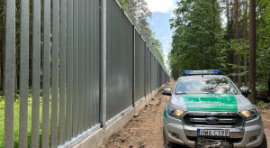 Budowa zapory na granicy polsko-białoruskiej potrwa dłużej