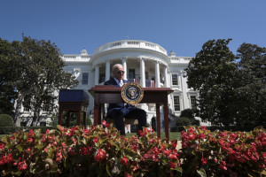 Prezydent Biden podpisał ustawę o inwestycjach w badania i produkcję półprzewodników w Stanach Zjednoczonych