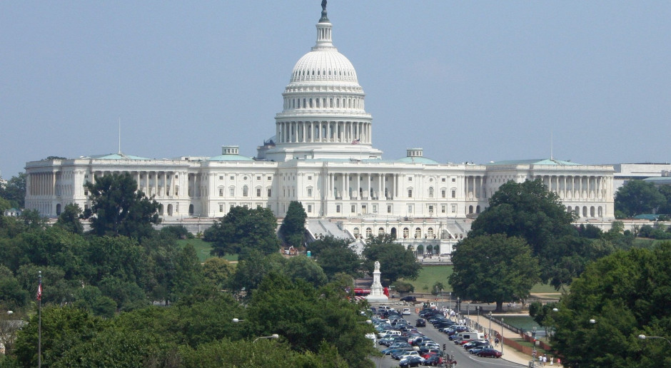 W USA Kongres przyznał Urzędowi Skarbowego 80 mld dolarów na ściąganie podatków