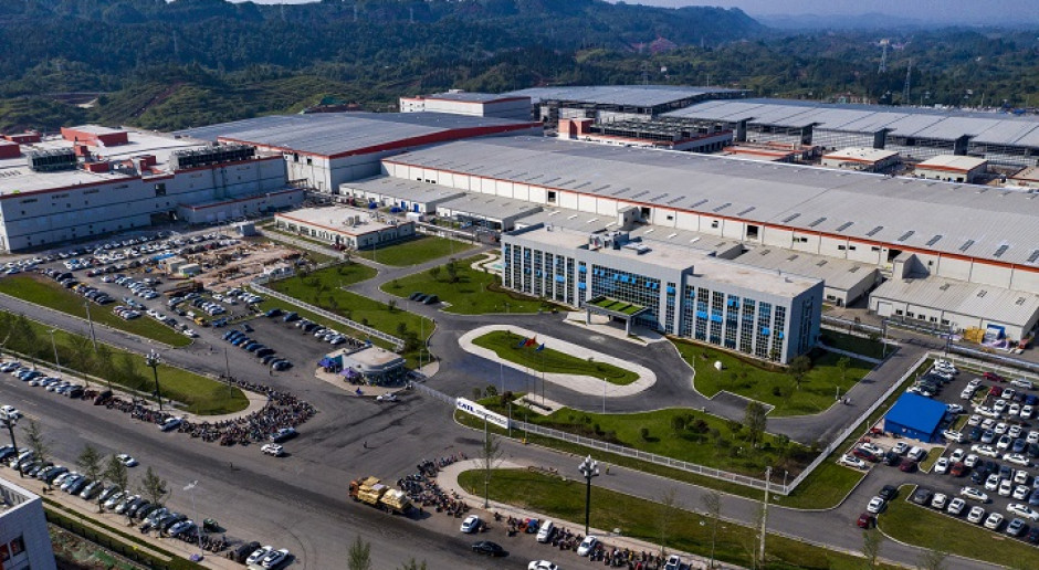 Susza zamknęła fabryki Toyoty i największego producenta akumulatorów