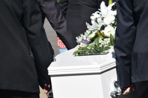 Będzie problem z pogrzebami? Branża boi się podwyżek cen energii
