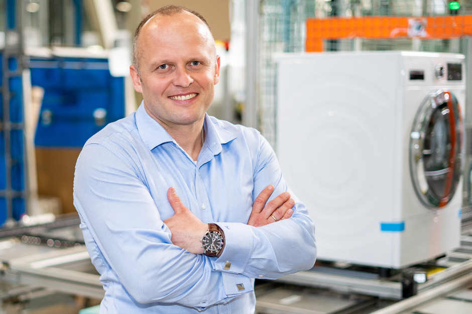 Paweł Adamowicz, dyrektor fabryki suszarek do ubrań BSH w Łodzi. Fot. mat. pras. BSH