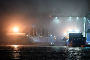 Chińczycy w Hamburgu. Czy polskie porty powinny się bać?