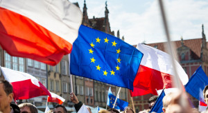 Polska powinna ustąpić w sprawie sądów, by dostać pieniądze z KPO