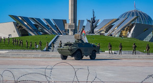 Białoruś skokowo zwiększa wydatki na wojsko. Widać mobilizację do wojny