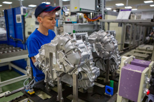 Toyota wprowadza nową generację napędu. Fabryka w Wałbrzychu już produkuje