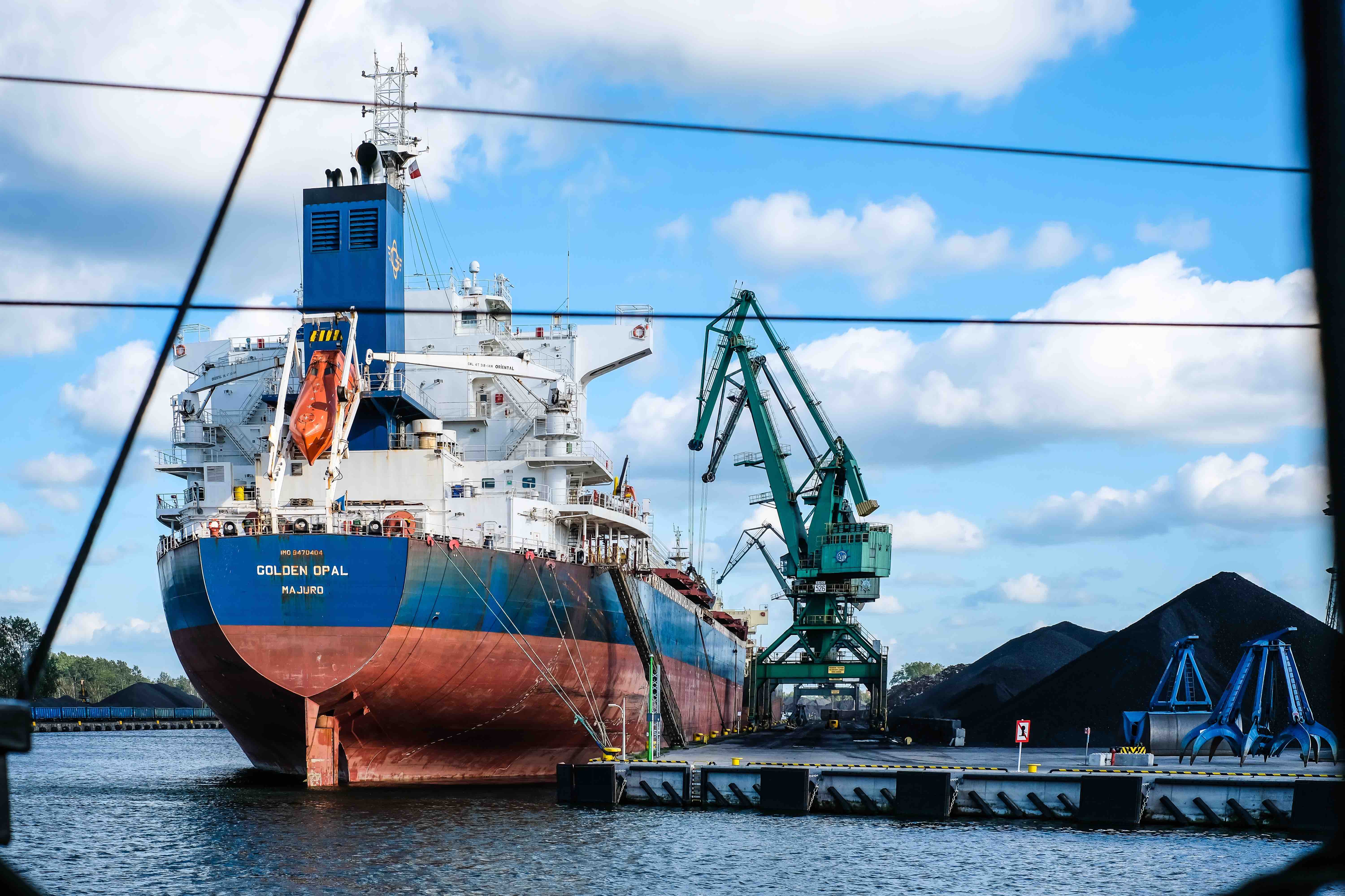Port Gdańsk stał się poniekąd beneficjentem logistycznych zaburzeń, ale dostosowanie się do zmian wymagało dużego wysiłku. (fot. Shutterstock)