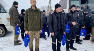 Ukraina: Ochotnicy zgłaszają się do nowych oddziałów
