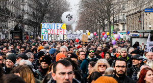 Francja: Związkowcy twierdzą, że protestowało 2,5 mln ludzi
