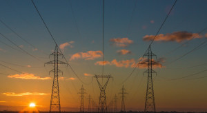 Wiceszef RCB: według stanu na godz. 6 bez prądu pozostaje ok. 205 tys. odbiorców