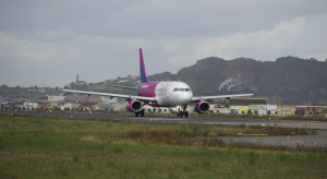 Wizz Air zabezpiecza dostawy zrównoważonego paliwa lotniczego