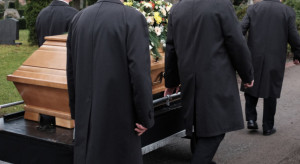 Rząd spróbuje zlikwidować szarą strefę w branży pogrzebowej. Chodzi nawet o 2 mld zł
