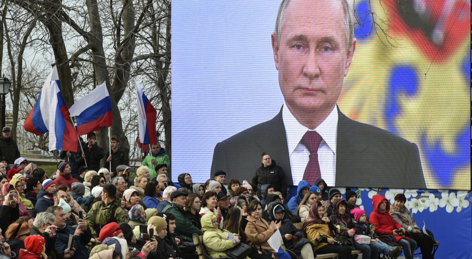 Ukraina: Rosja zamieniła Krym w bazę wojskową